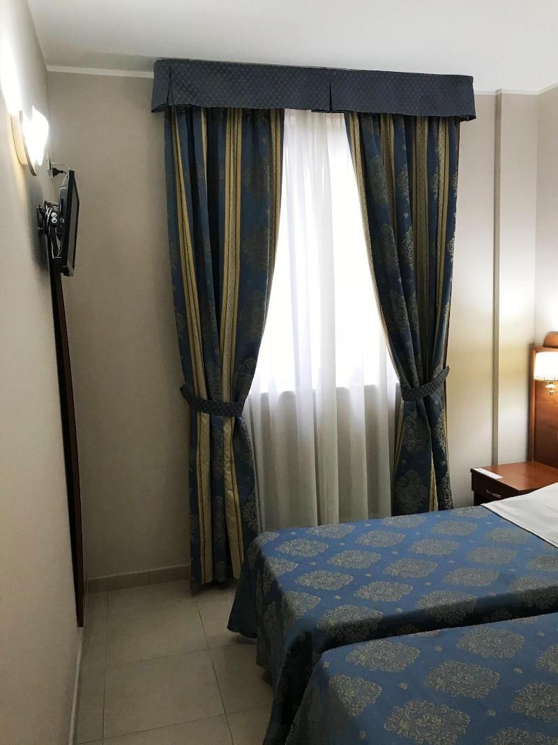 Hotel Rigolfo Moncalieri Exterior foto